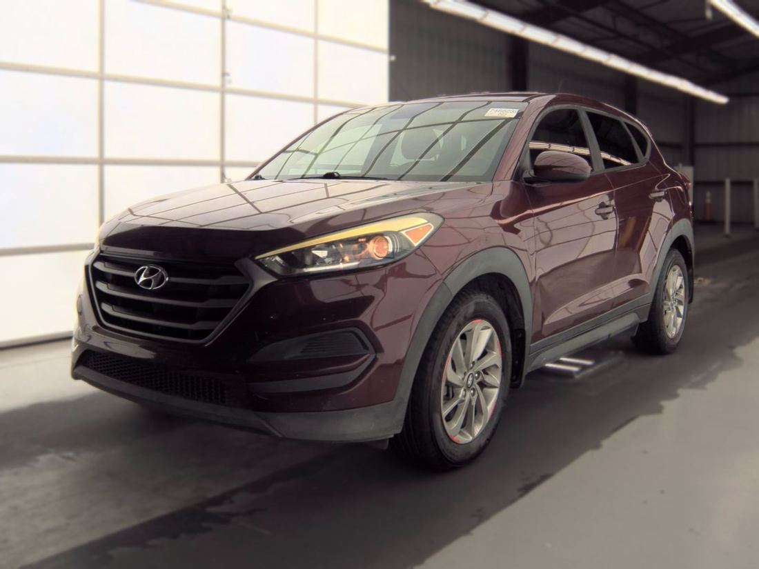 2016 HYUNDAI SE