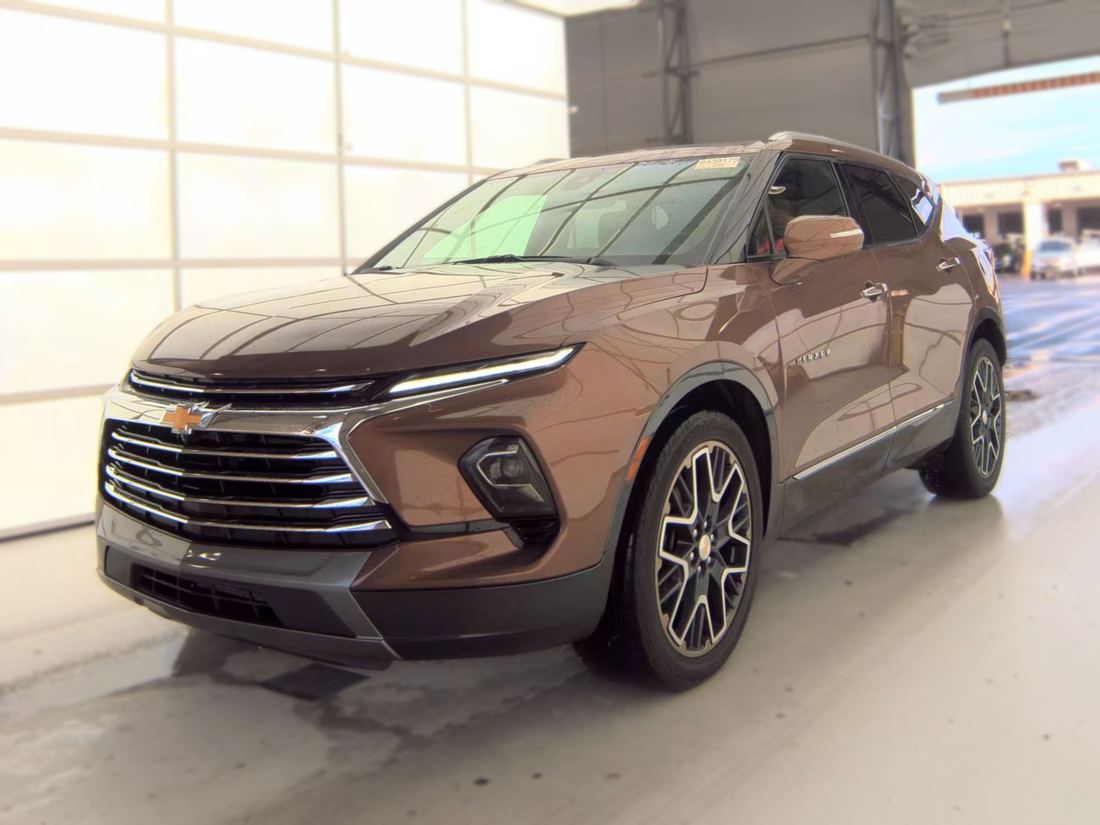 2023 CHEVROLET Premier
