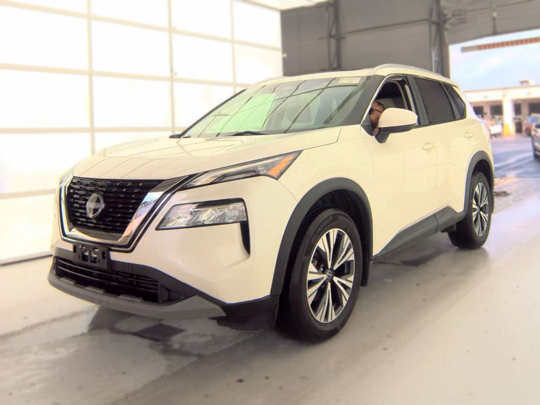 2023 NISSAN SV