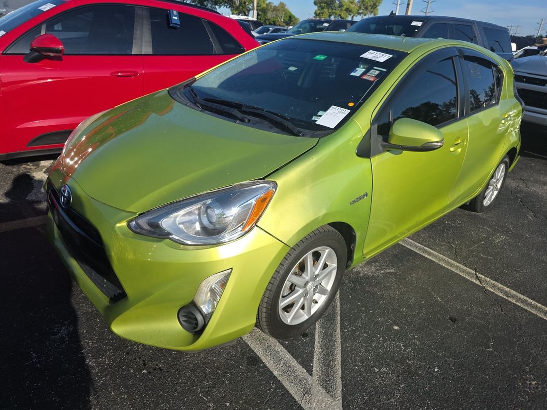 2015 TOYOTA NHP10L