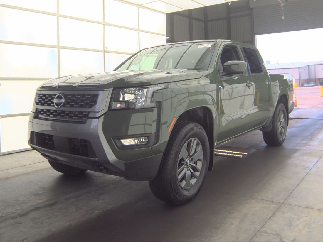 2025 Nissan Frontier