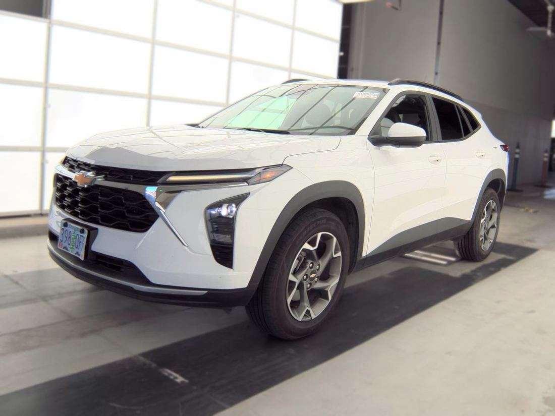 2025 CHEVROLET 1LT