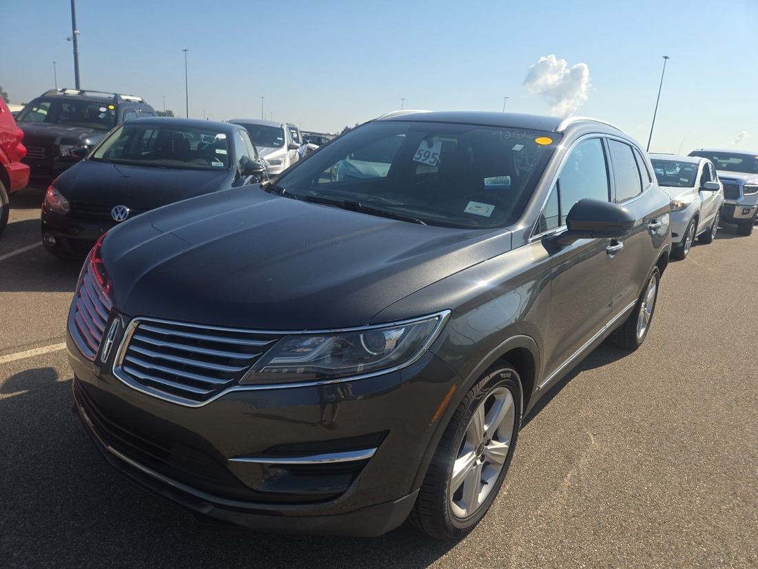 2018 Lincoln Premier