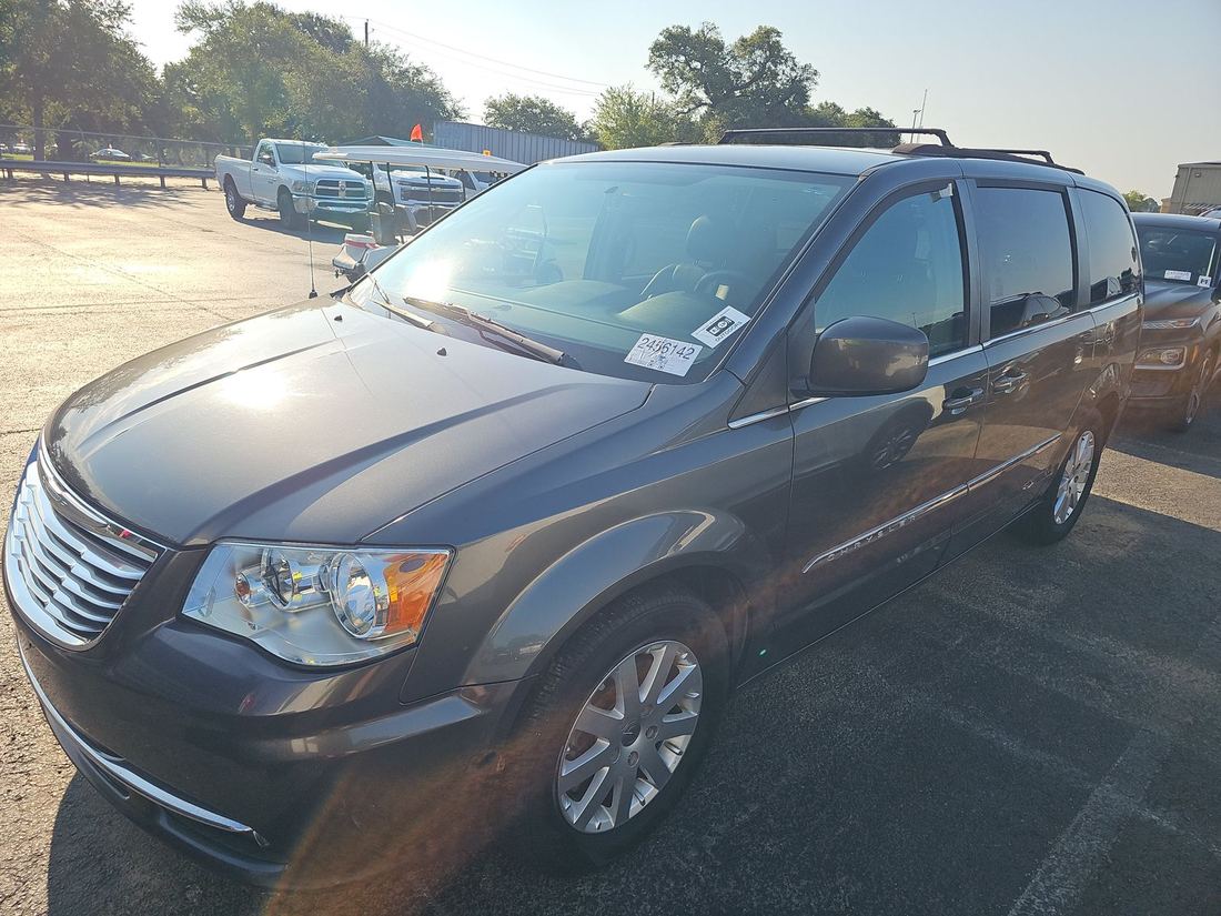 2016 Chrysler RT