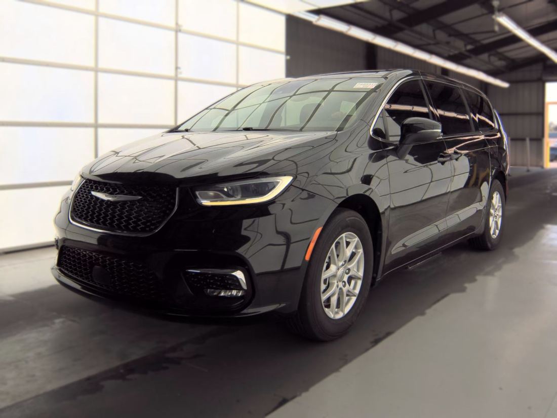 2023 Chrysler Touring