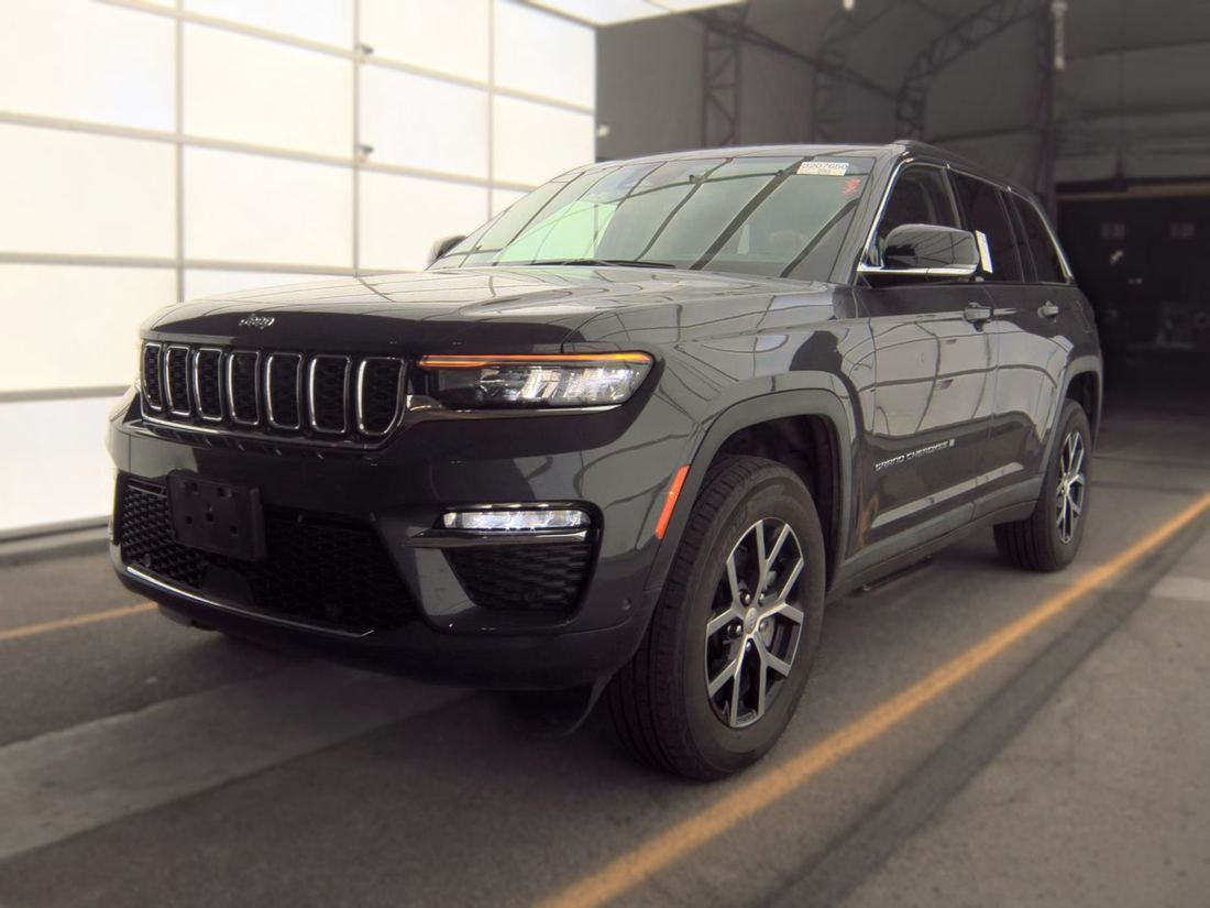 2023 JEEP Limited