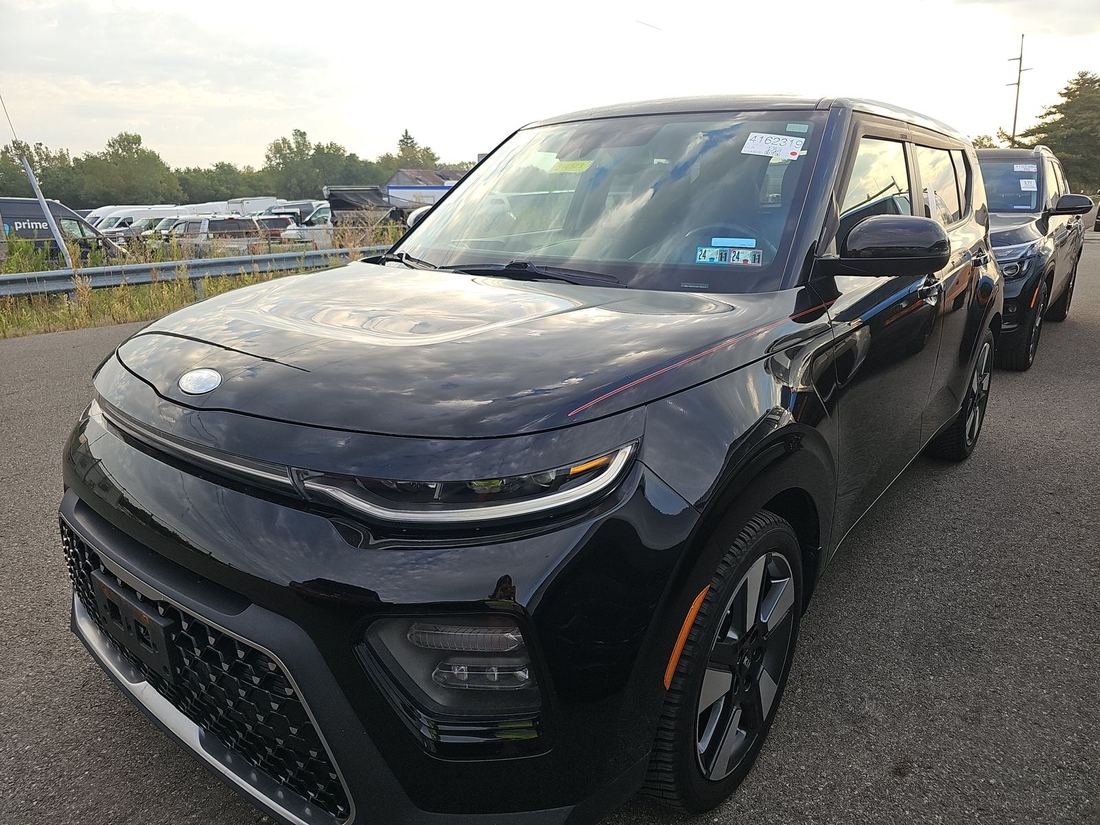 2020 KIA EX