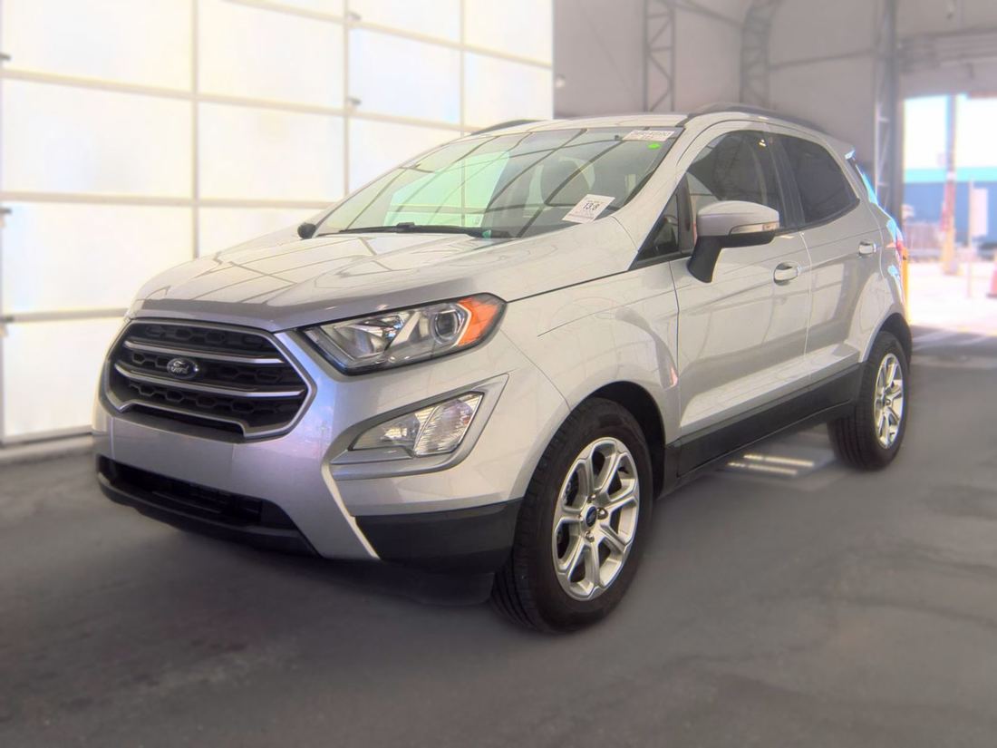 2020 FORD SE