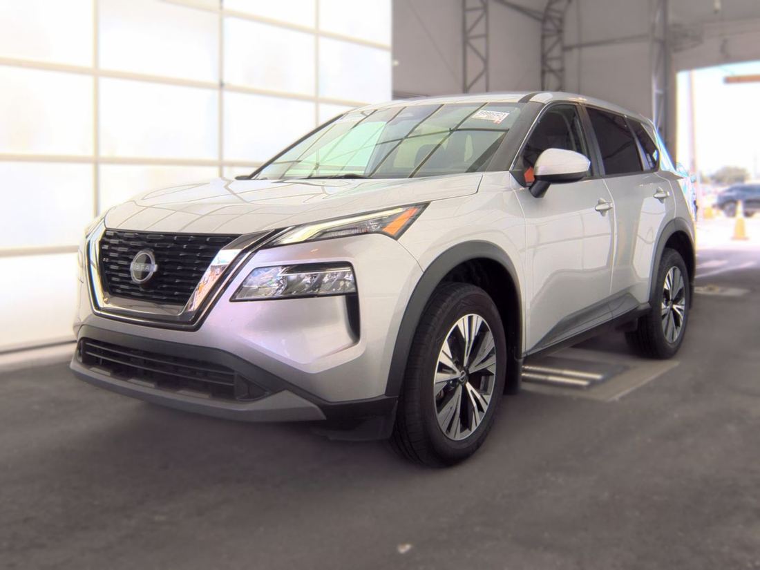 2023 NISSAN SV