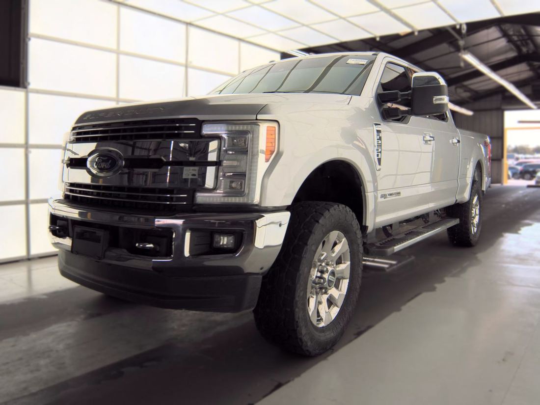 2017 FORD Super Duty - Single Rear Wheel