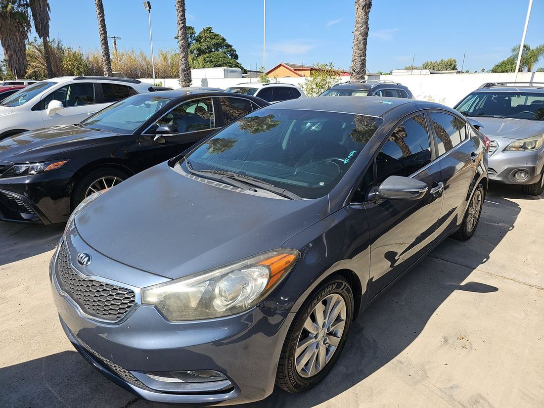 2015 Kia GLS / JSL / TAX (Middle Grade)