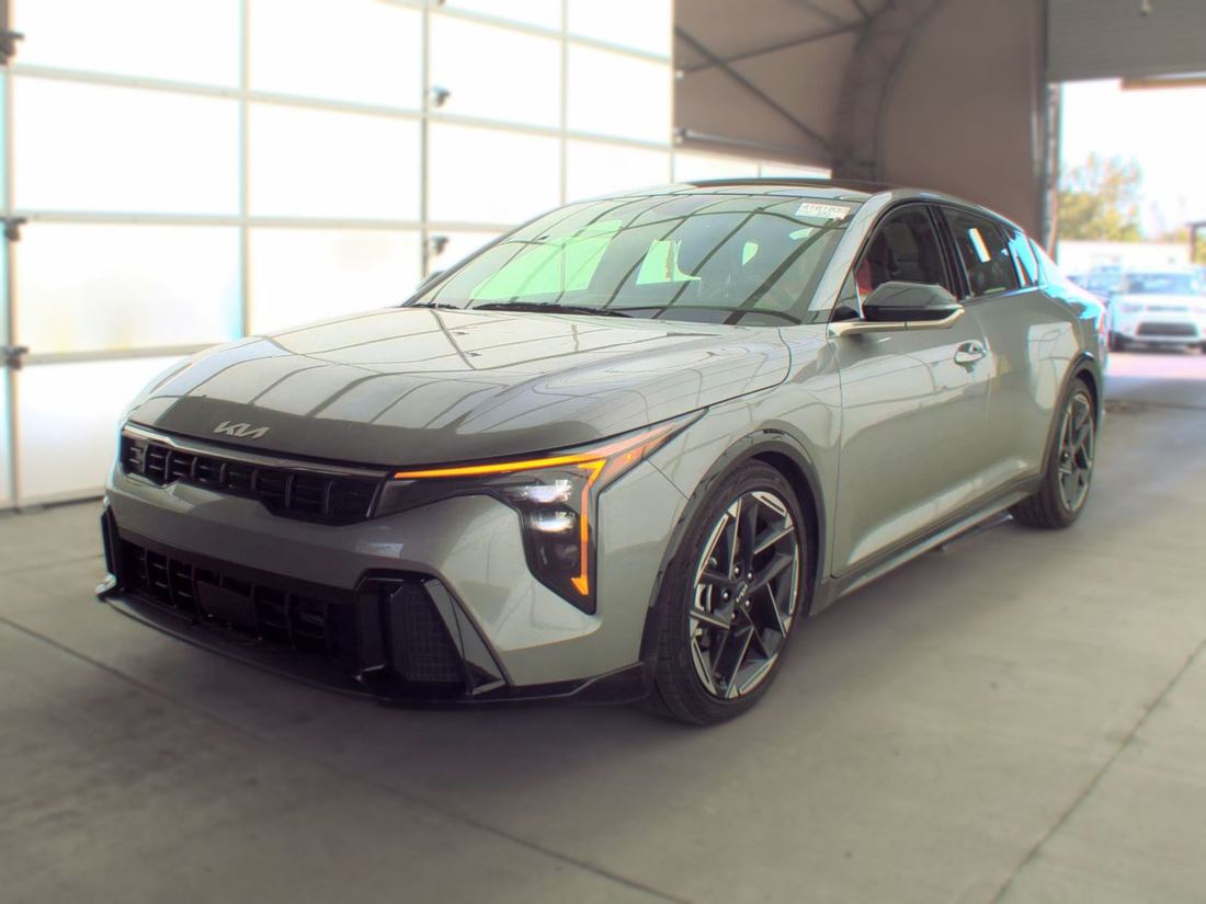 2025 KIA GT-Line