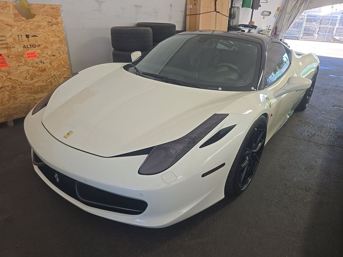 2012 FERRARI 458 Italia