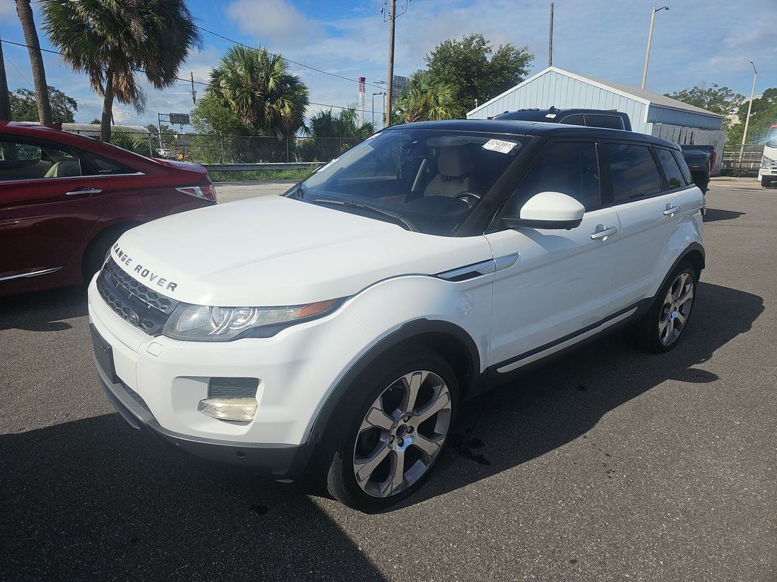 2015 Land Rover Prestige Premium