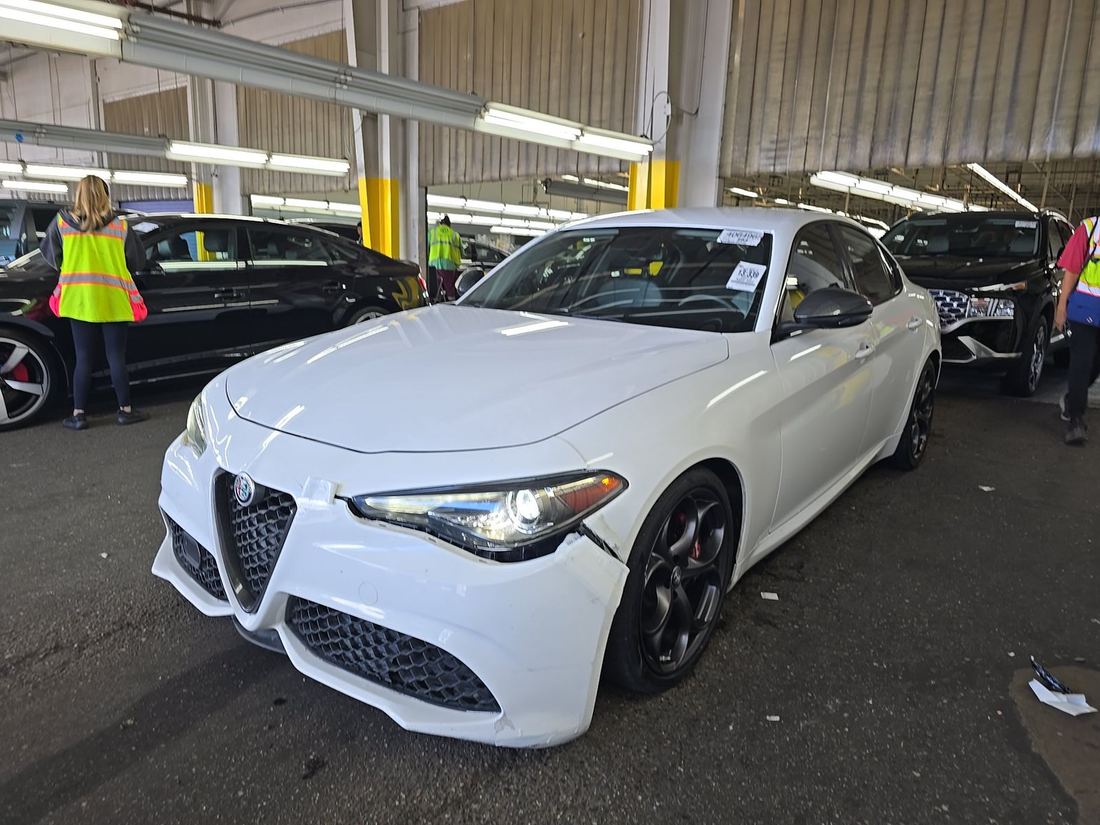 2019 ALFA ROMEO GIULIA (BASE)
