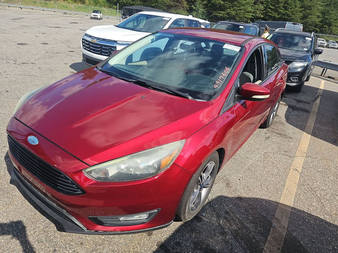 2017 FORD SE