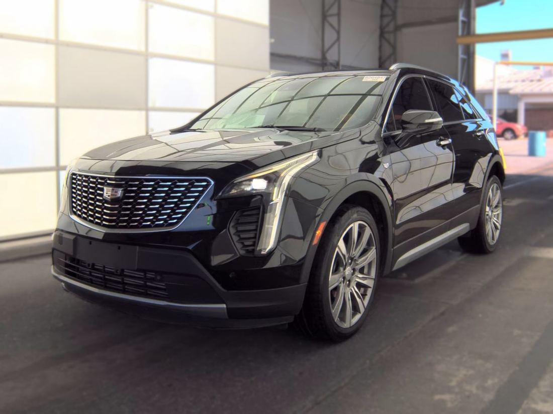 2023 CADILLAC Premium Luxury