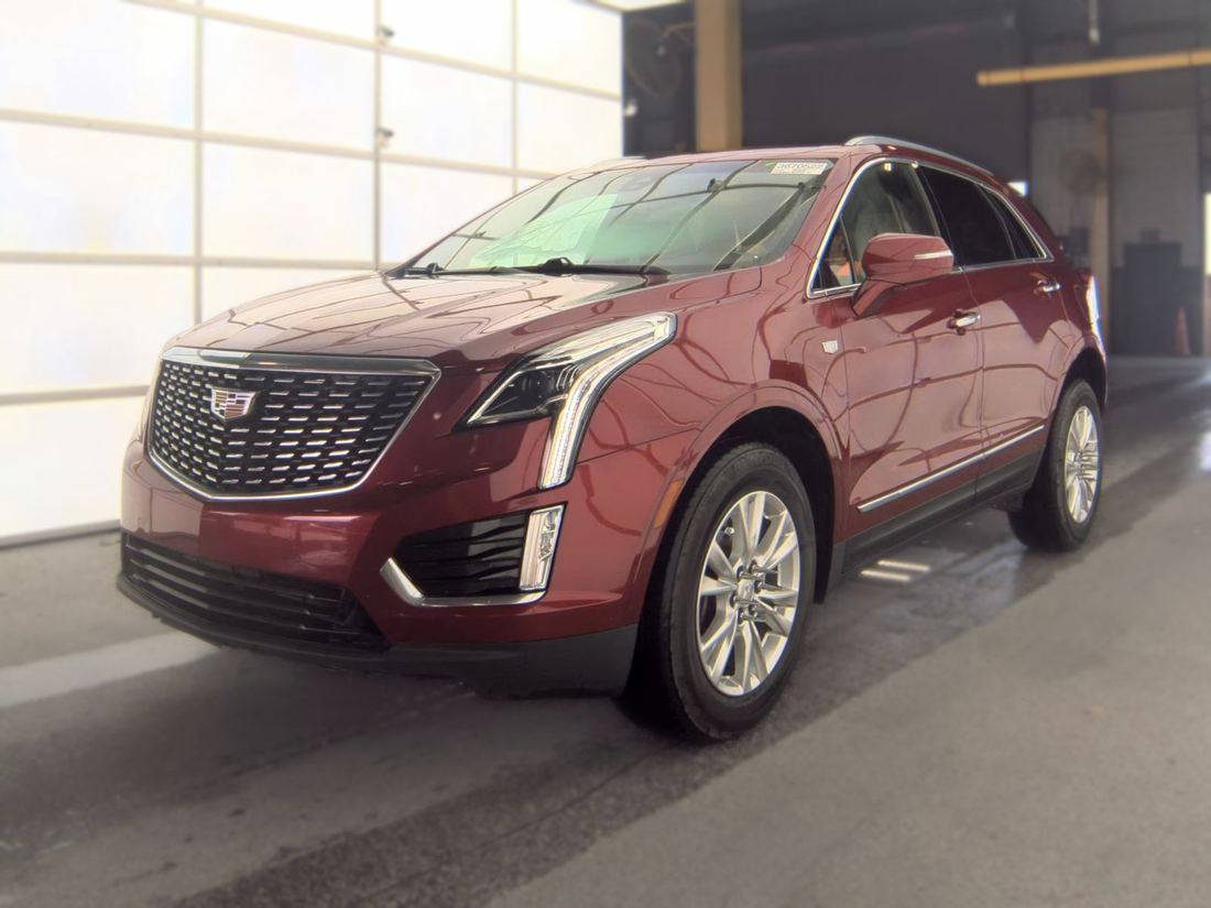 2020 CADILLAC Luxury