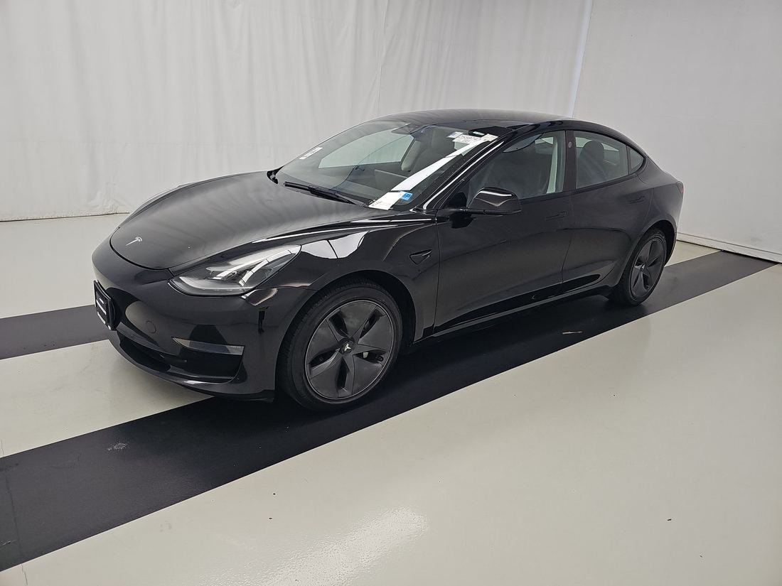 2021 TESLA Model 3