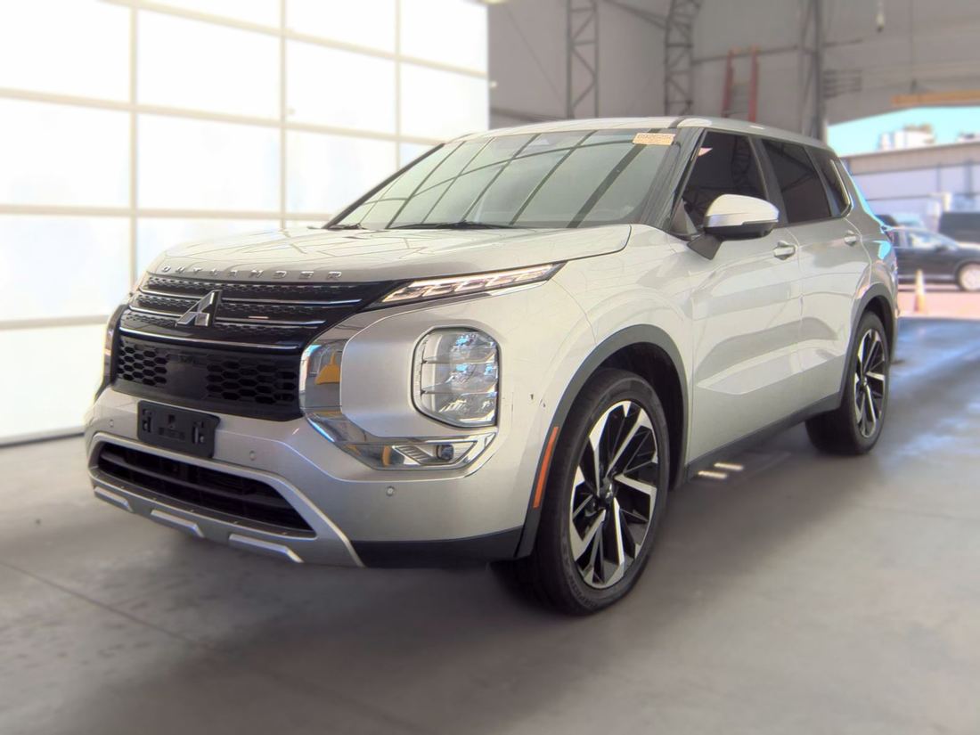 2022 MITSUBISHI Outlander