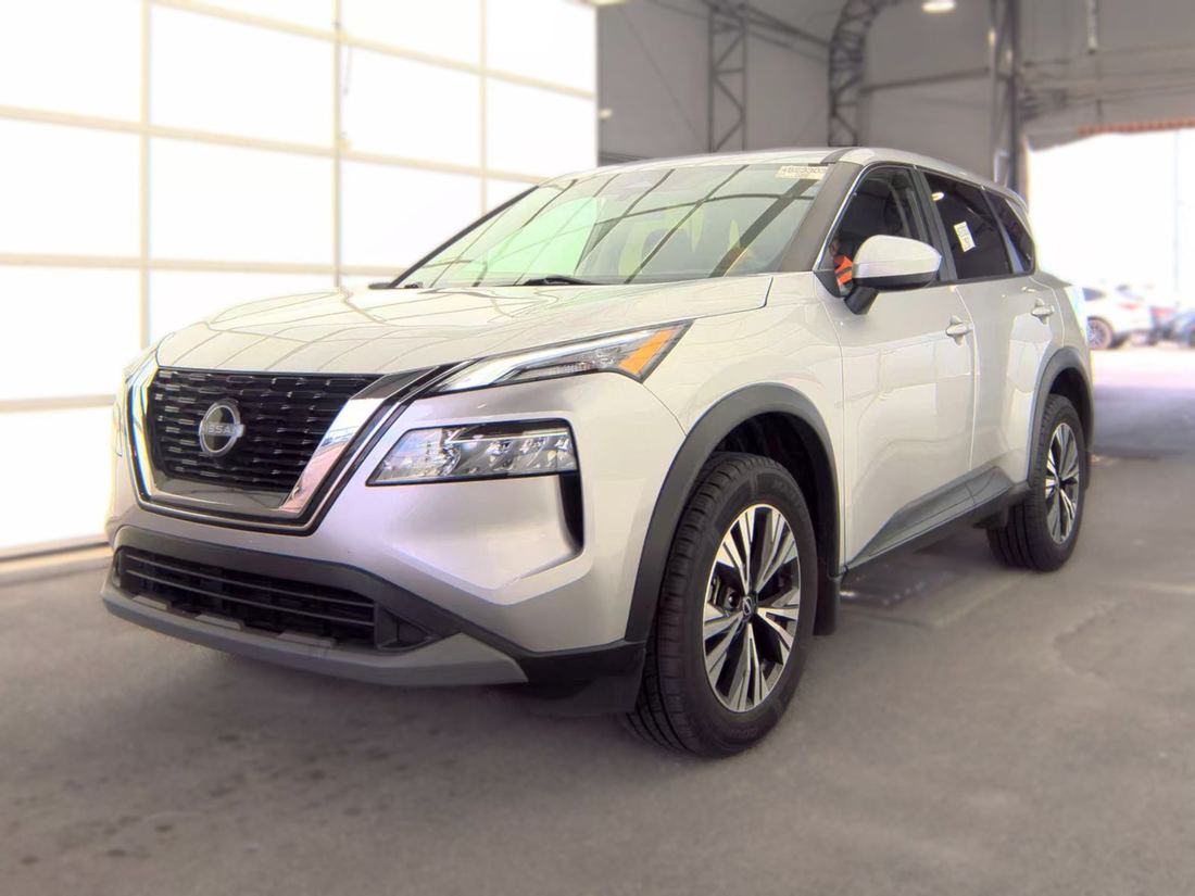 2023 NISSAN SV