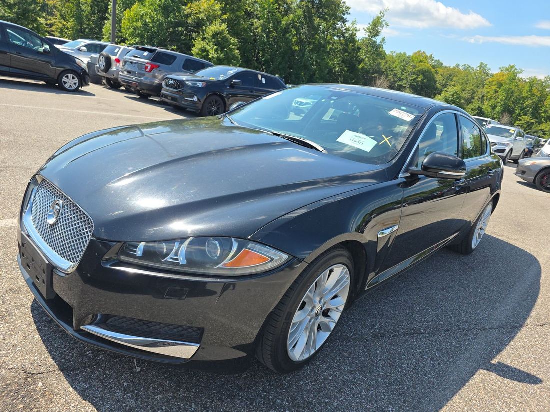 2013 JAGUAR XF