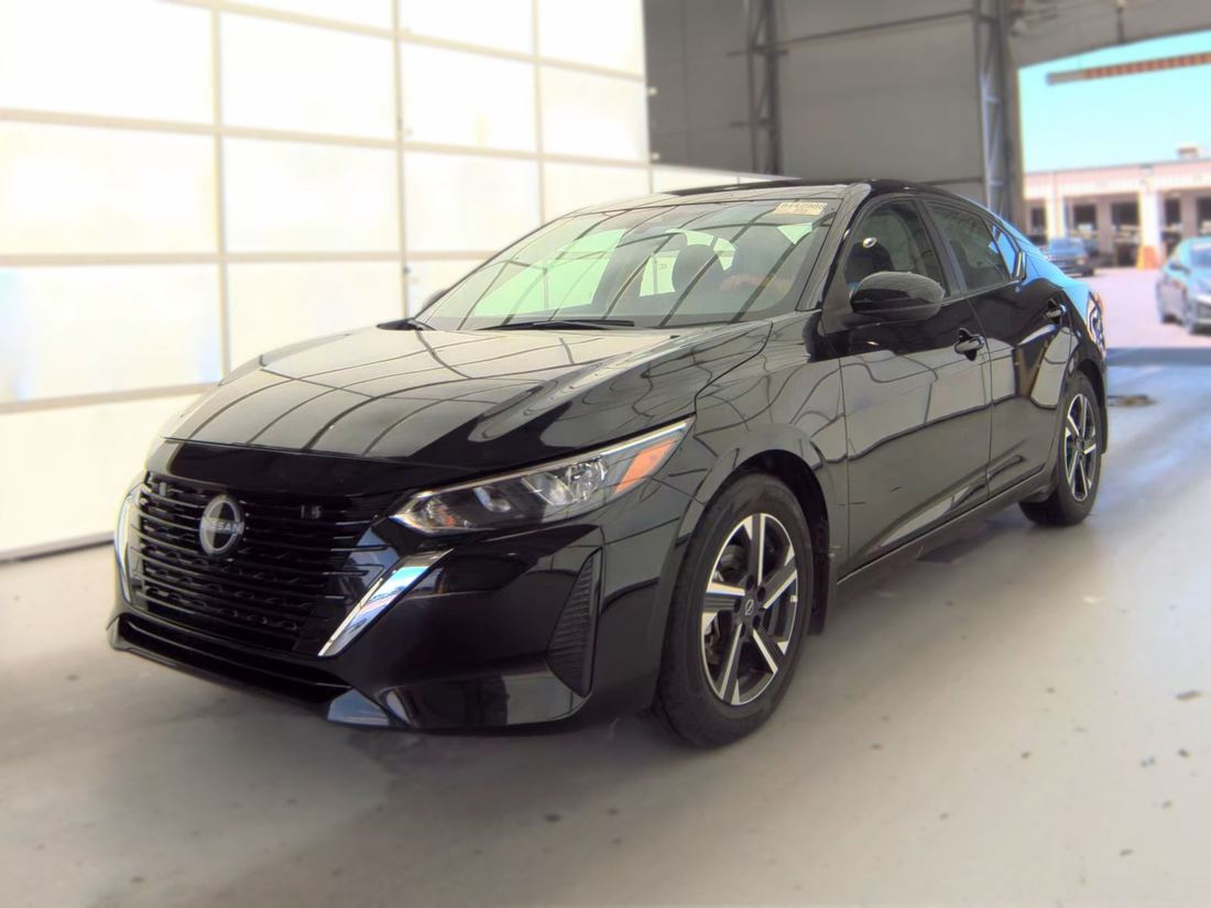 2025 NISSAN SV
