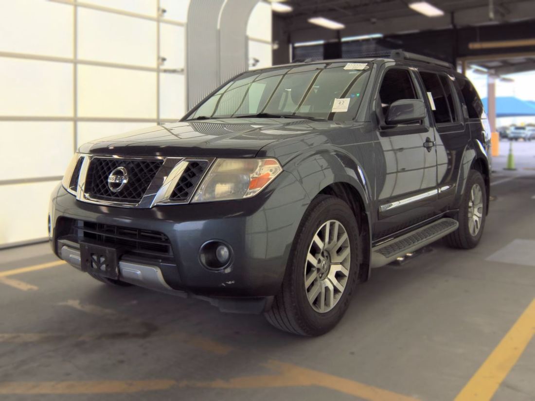 2012 NISSAN Pathfinder