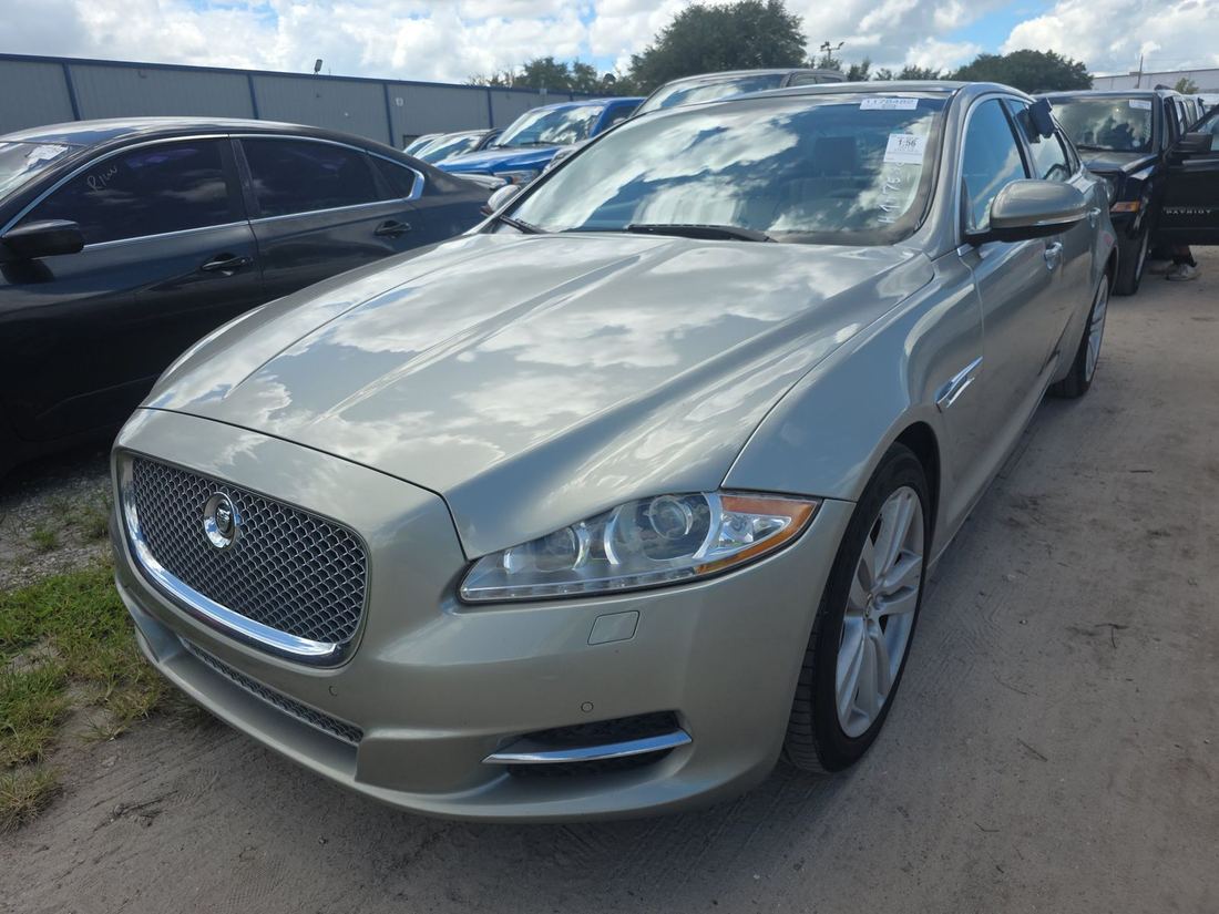2013 Jaguar XJL Portfolio