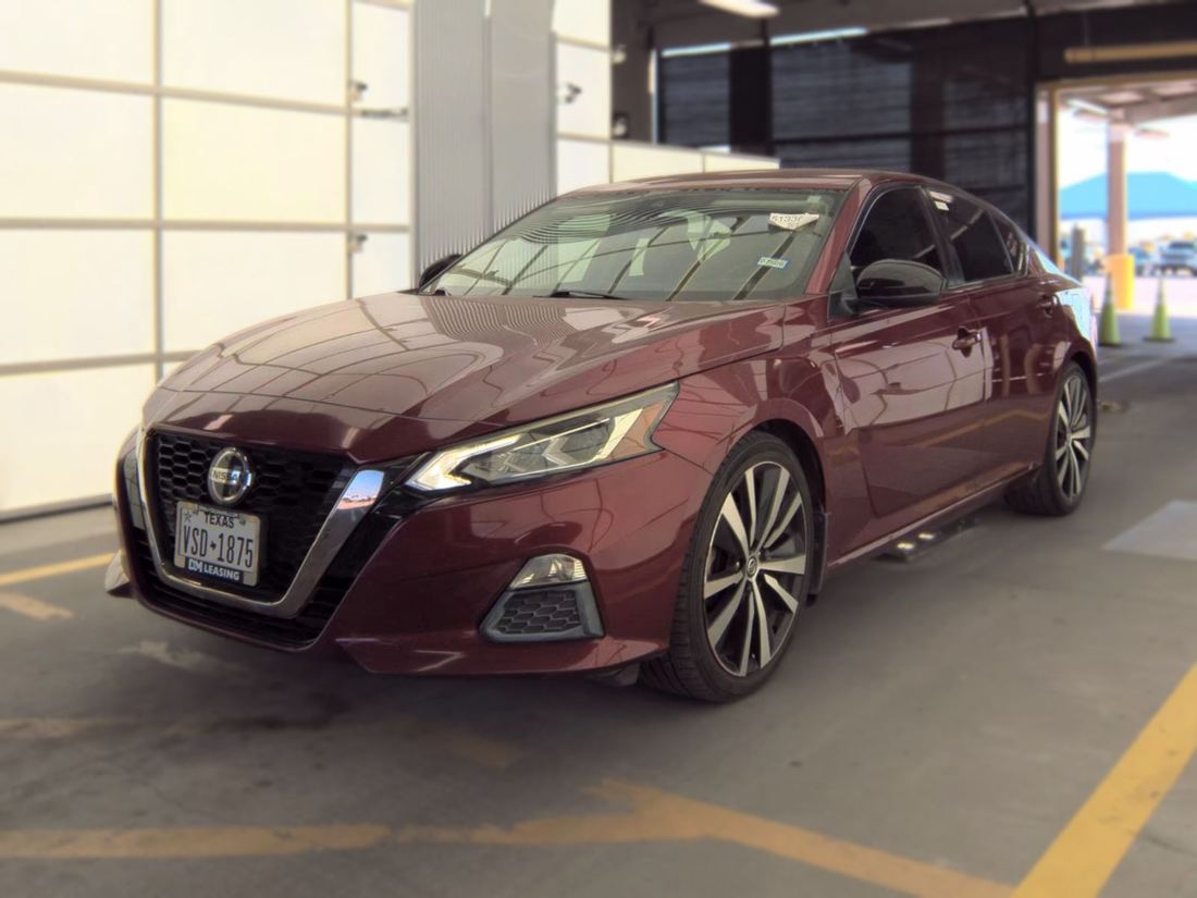2020 NISSAN SR