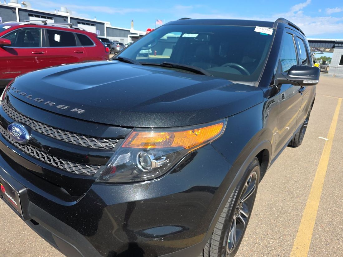 2015 FORD Sport