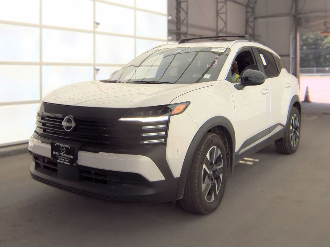 2026 NISSAN SV