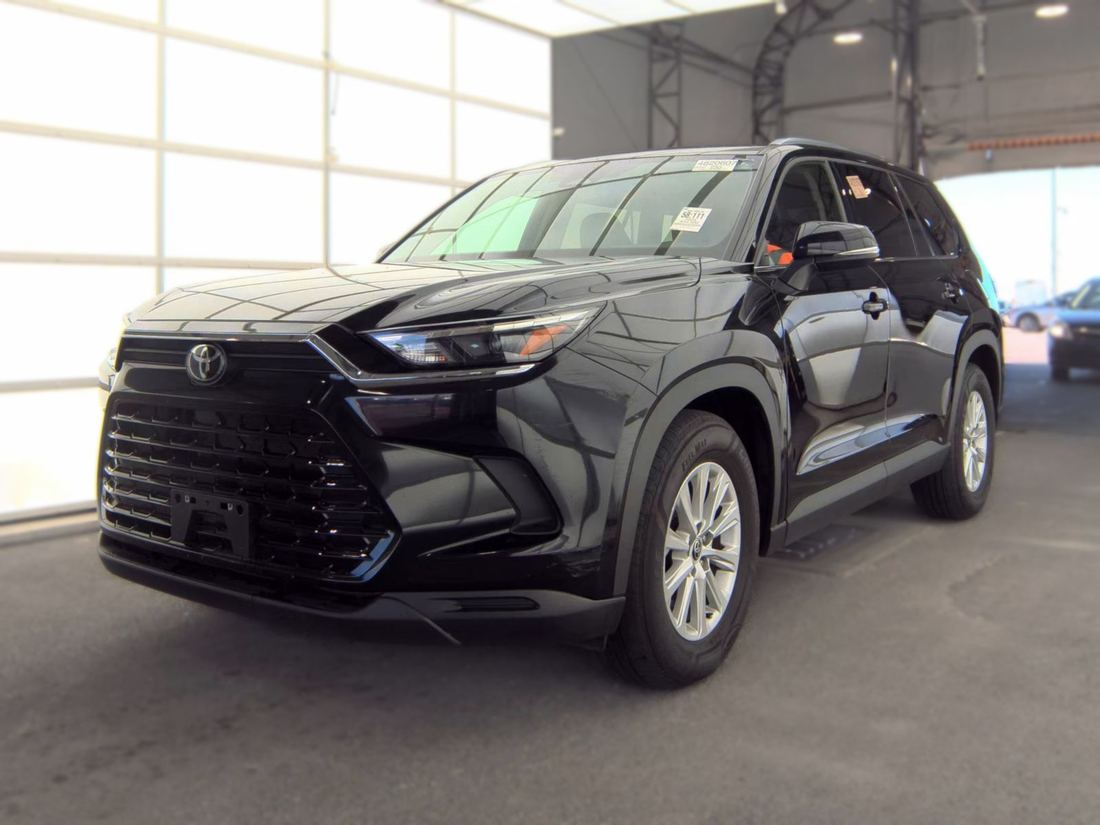 2025 Toyota 15 Series