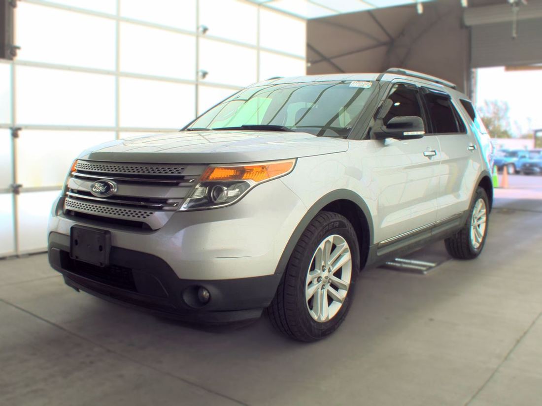 2015 FORD XLT