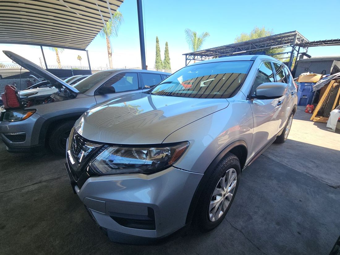 2020 NISSAN Rogue