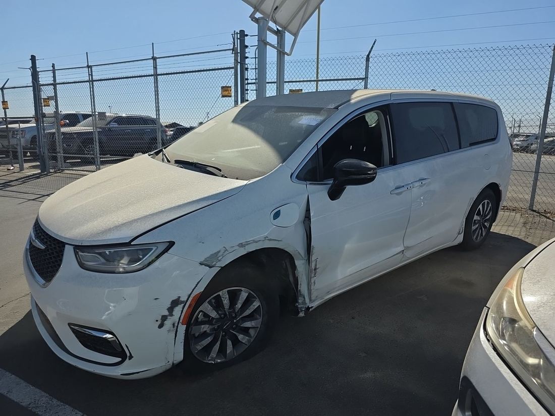 2024 CHRYSLER RU
