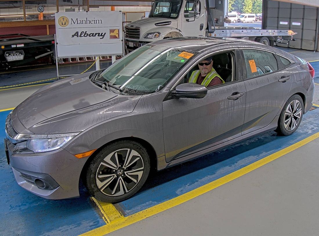 2017 HONDA EX