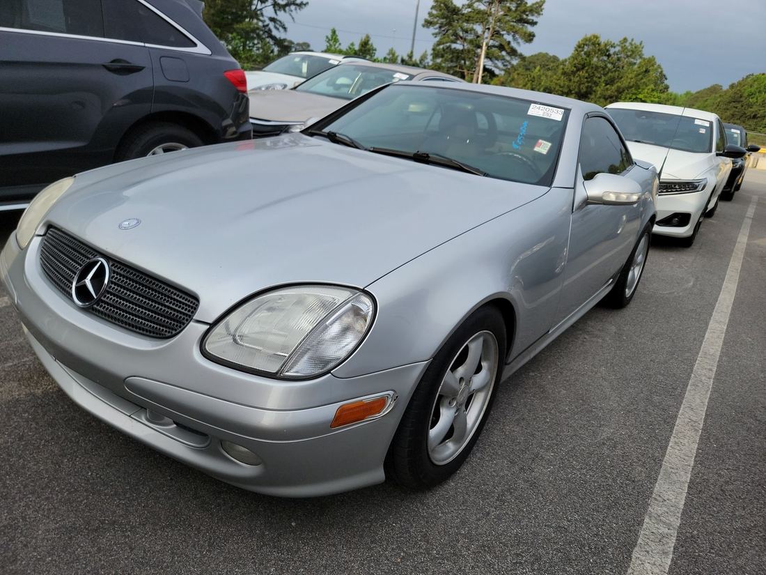 2004 Mercedes-Benz SLK320