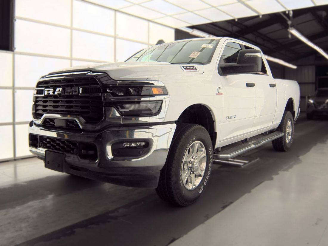 2025 Ram Big Horn/Lonestar