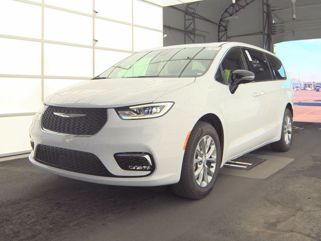 2026 Chrysler Limited
