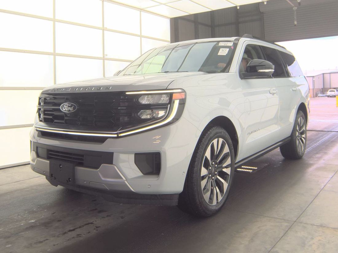 2025 FORD Platinum