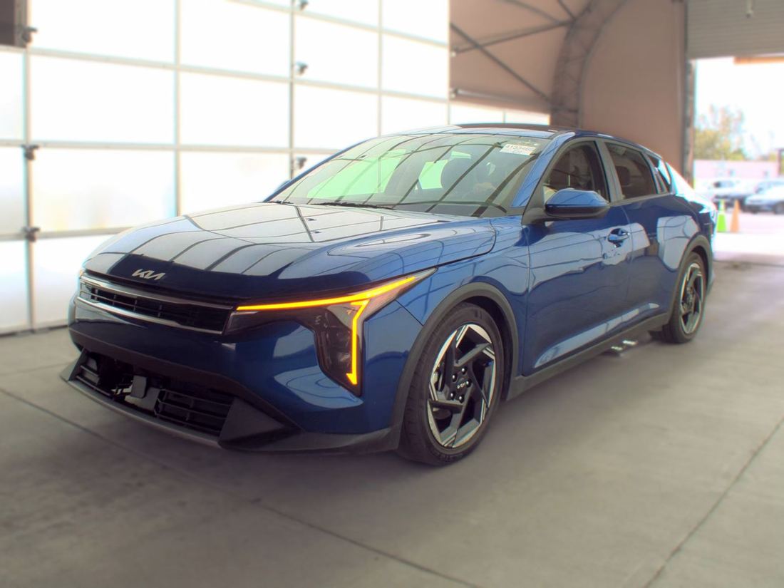 2025 KIA EX