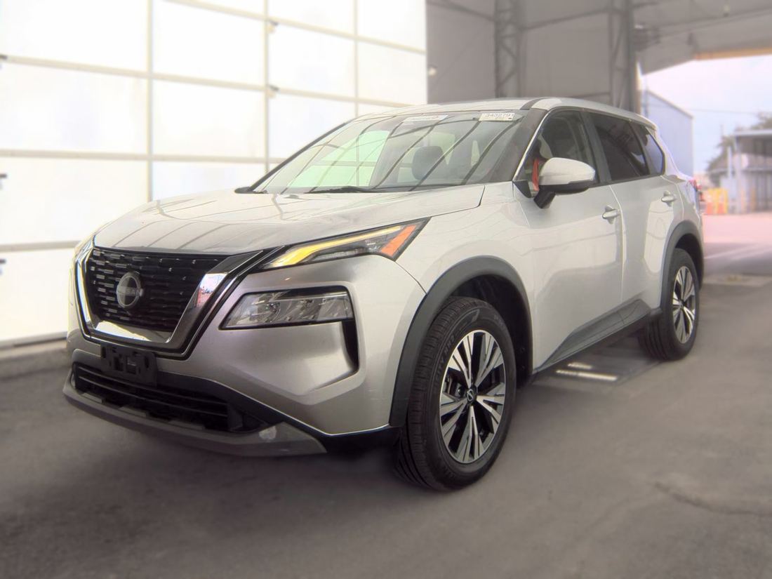 2022 NISSAN SV