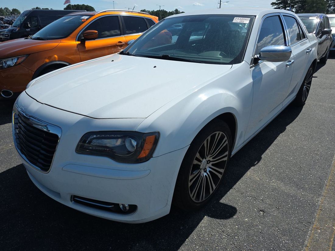 2012 CHRYSLER LX
