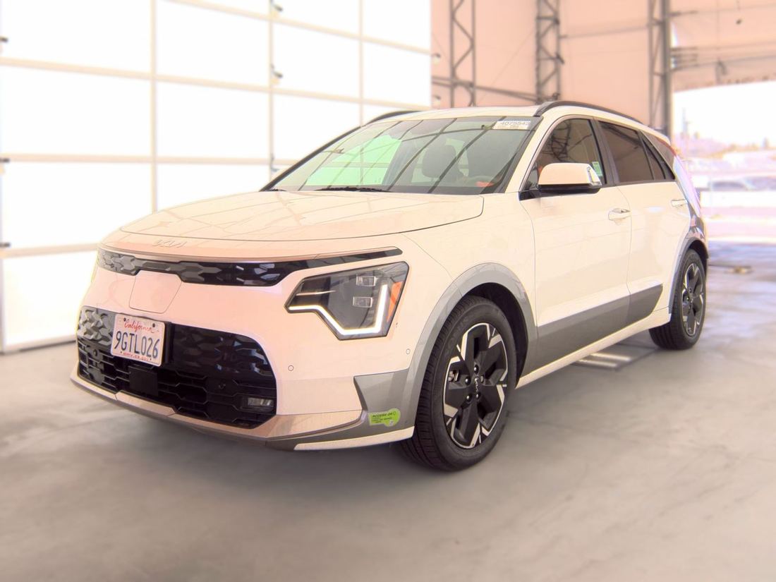 2023 Kia Wave
