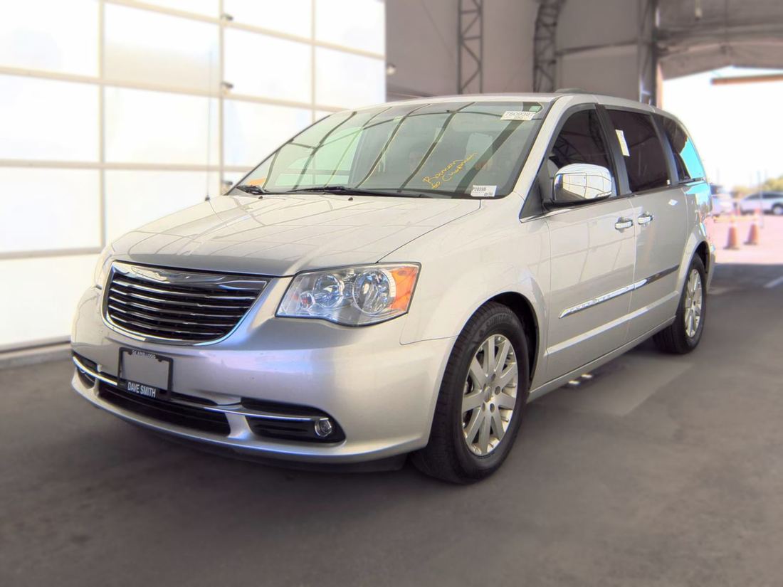 2011 CHRYSLER RT