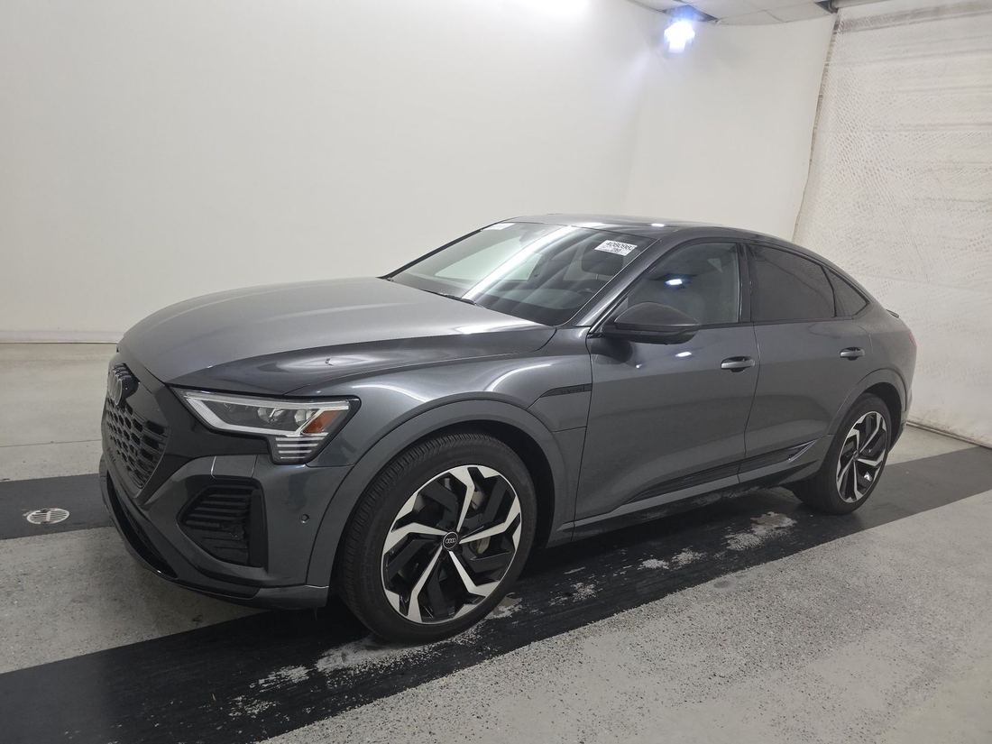 2024 Audi Sportback S line e-tron