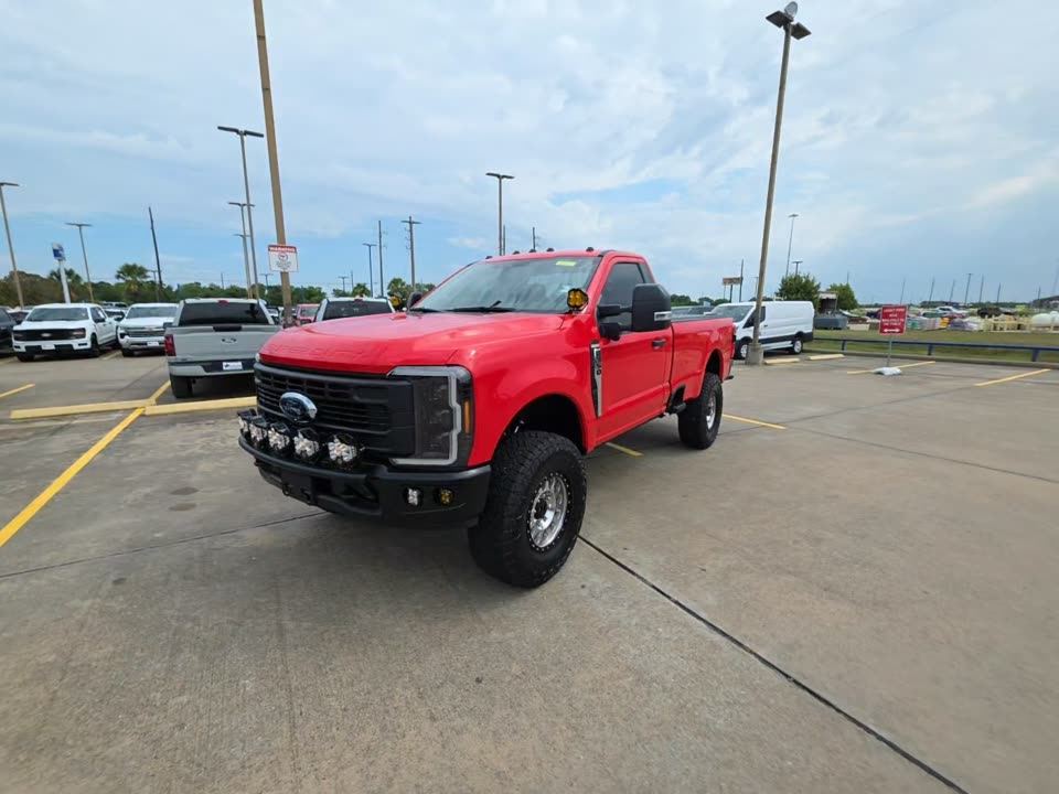 2025 Ford F-Series Super Duty-Single Rear Wheels