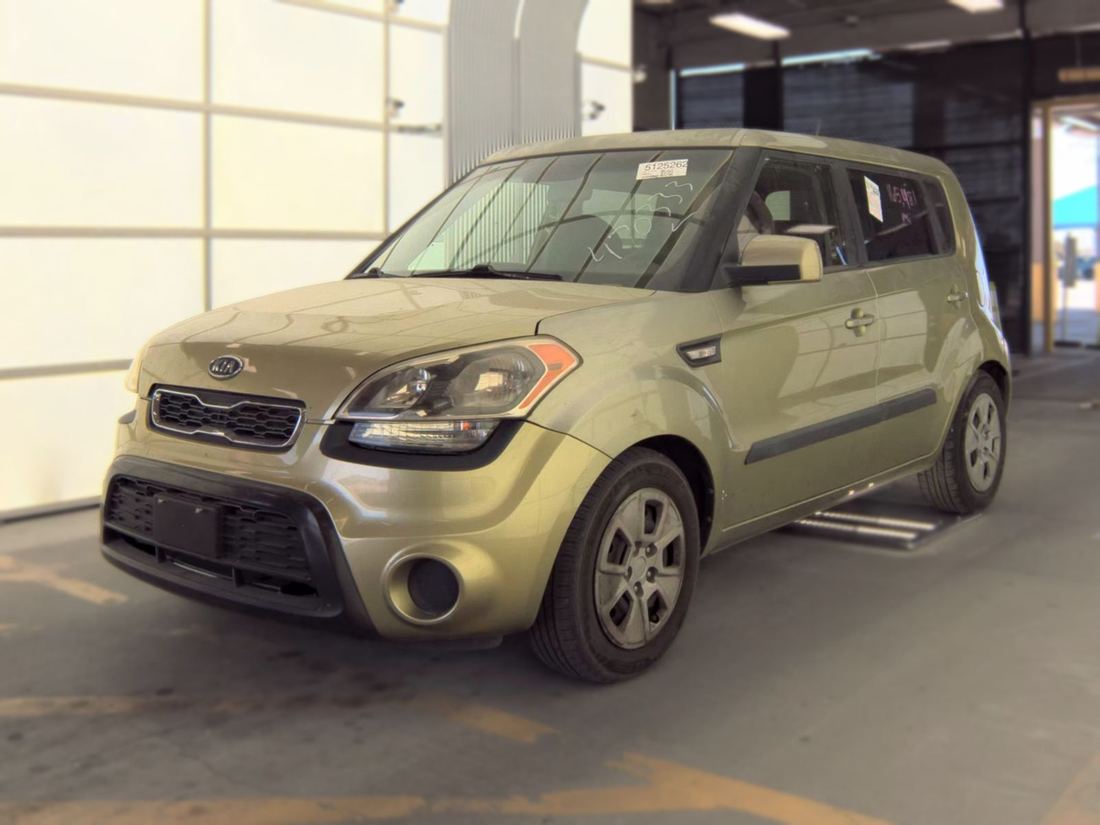 2012 Kia GL