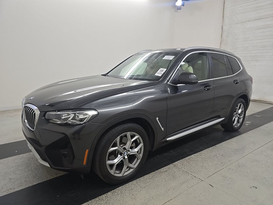 2023 BMW sDrive30i